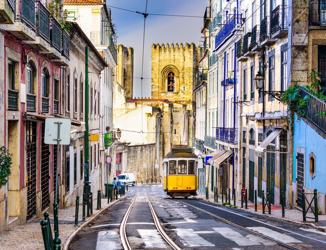 Noah Jigsaw Puzzle Lisbon, Portugal cityscape and tram near Lisbon Cathedral 1000 pieces