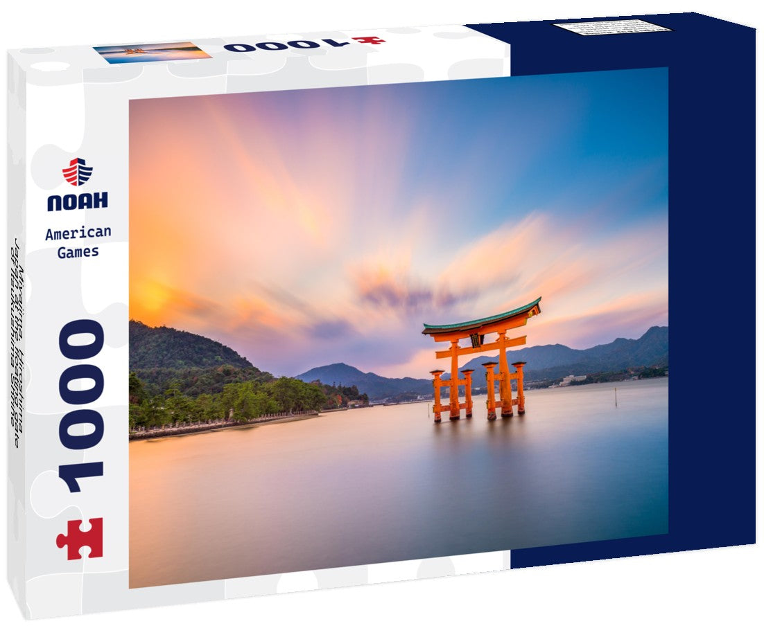 Noah Jigsaw Puzzle Miyajima, Hiroshima, Japan at the floating gate of Itsukushima Shrine 1000 pieces