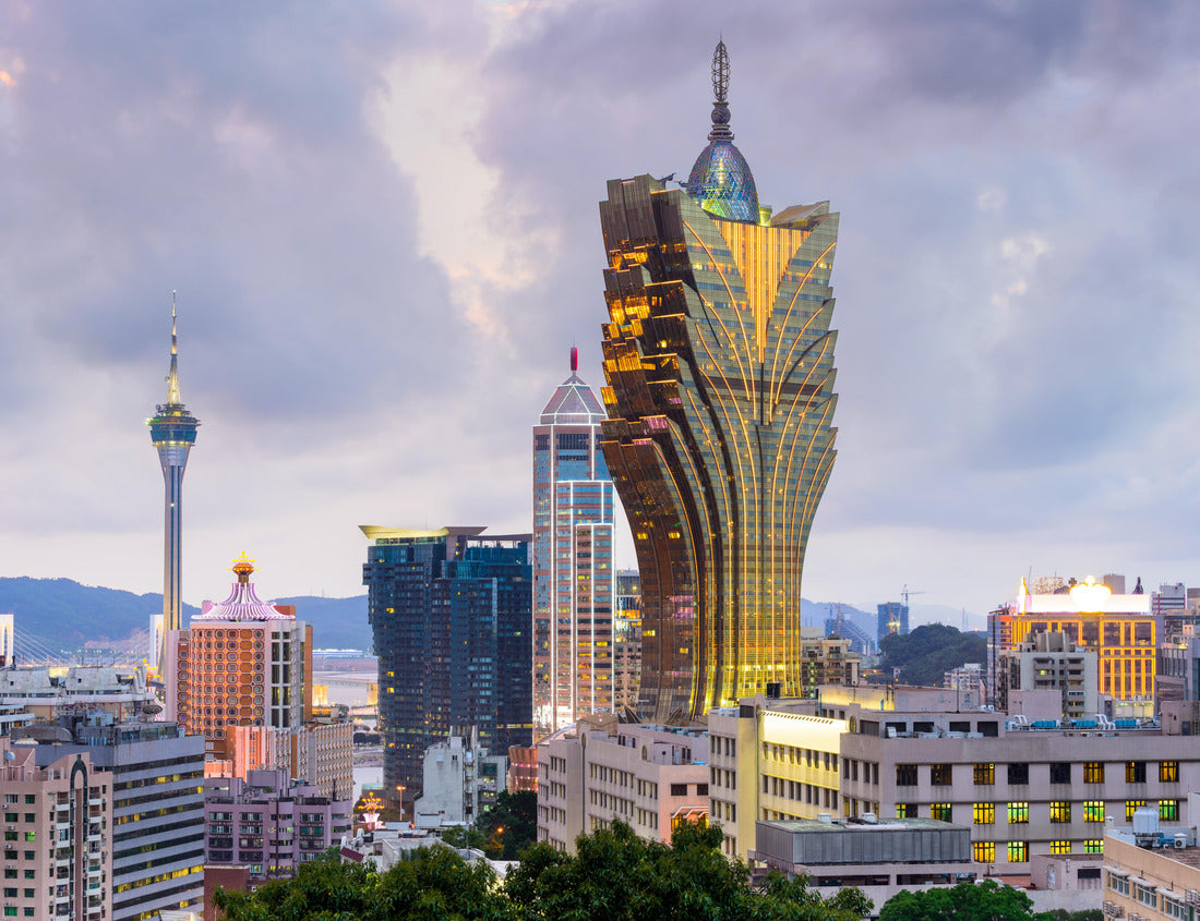 Noah Jigsaw Puzzle Macau, China city skyline at dusk 1000 pieces