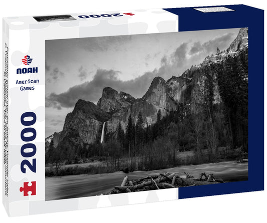 Noah Jigsaw Puzzle Panoramic sunset over the famous Yosemite Valley in Yosemite National Park, Sierra Nevada mountains in California, USA in black white 2000 pieces