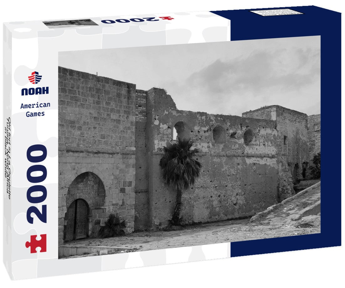 Noah Jigsaw Puzzle Old fort in La Goulette, Tunisia, North Africa in black white 2000 pieces