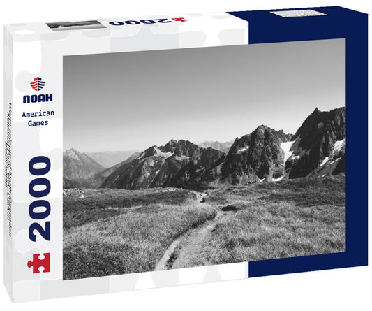 Noah Jigsaw Puzzle Warm colours of North Cascades National Park, WA, USA in black white 2000 pieces