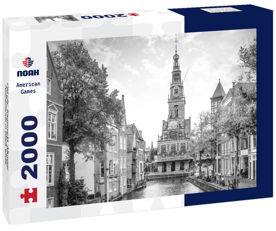 Noah Jigsaw Puzzle Old city, Kaasmarkt, Alkmaar, Netherlands in black white 2000 pieces