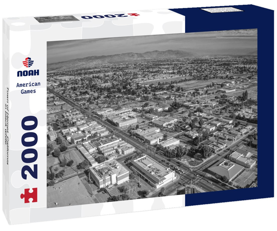 Noah Jigsaw Puzzle Town of Hemet, California in black white 2000 pieces