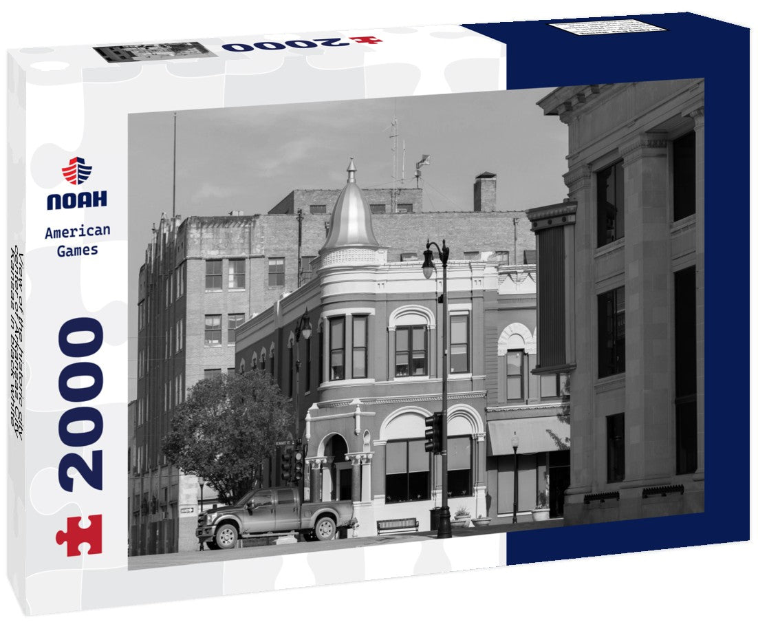Noah Jigsaw Puzzle View of the historic city center of Arkansas City, Kansas in black white 2000 pieces