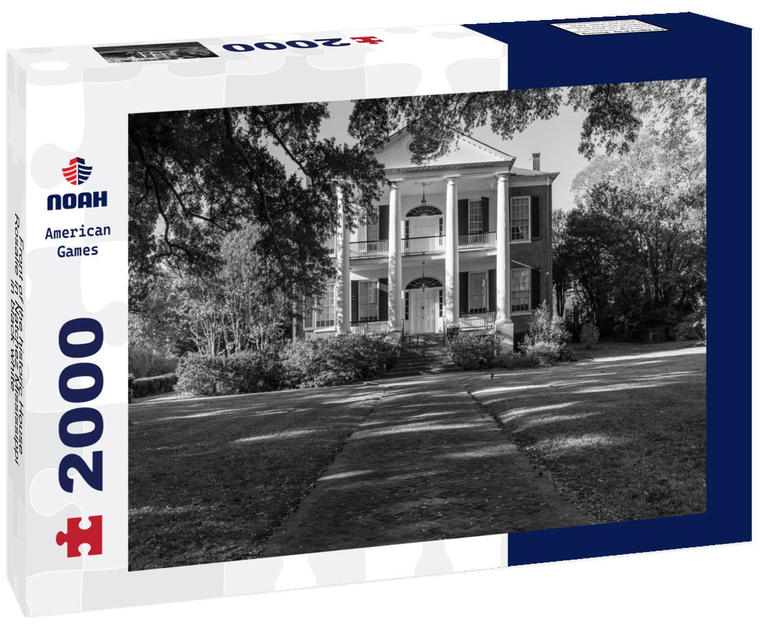 Noah Jigsaw Puzzle Front of the historic House Rosalie in Natchez Mississippi in black white 2000 pieces