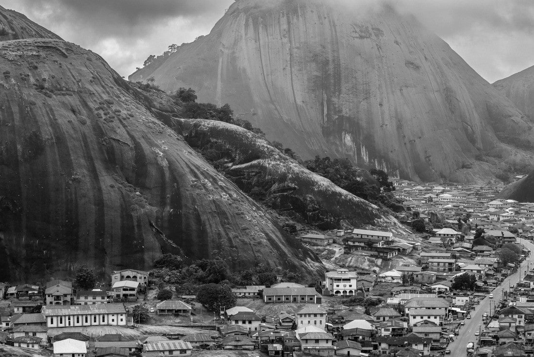 Idanre Hill, an awesome and beautiful natural landscapes in Nigeria. The people of Idanre lived on these massive rocks for over a hundred year. Just under 30 kilometers southwest of Akure, Ondo State 2000pc PuzzleBlack and White