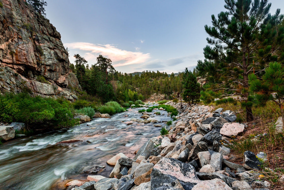 Noah Jigsaw Puzzle Big Thompson river landscape in the Roosevelt National Forest in Colorado. Stones are visible through the clear water 2000 pieces
