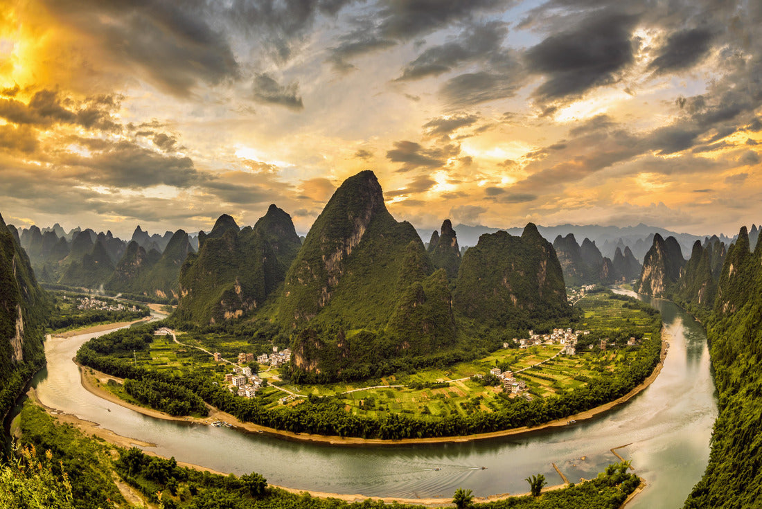 Xianggong hill landscape of Guilin, Li River and Karst mountains. Xingping, Yangshuo County, Guangxi Province, China 2000pc Puzzle