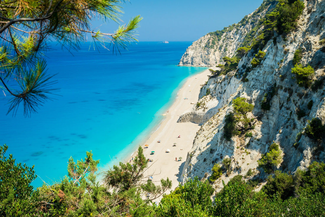 Egremni beach, Lefkada island, Greece. Large and long beach with turquoise water on the island of Lefkada in Greece 2000pc Puzzle