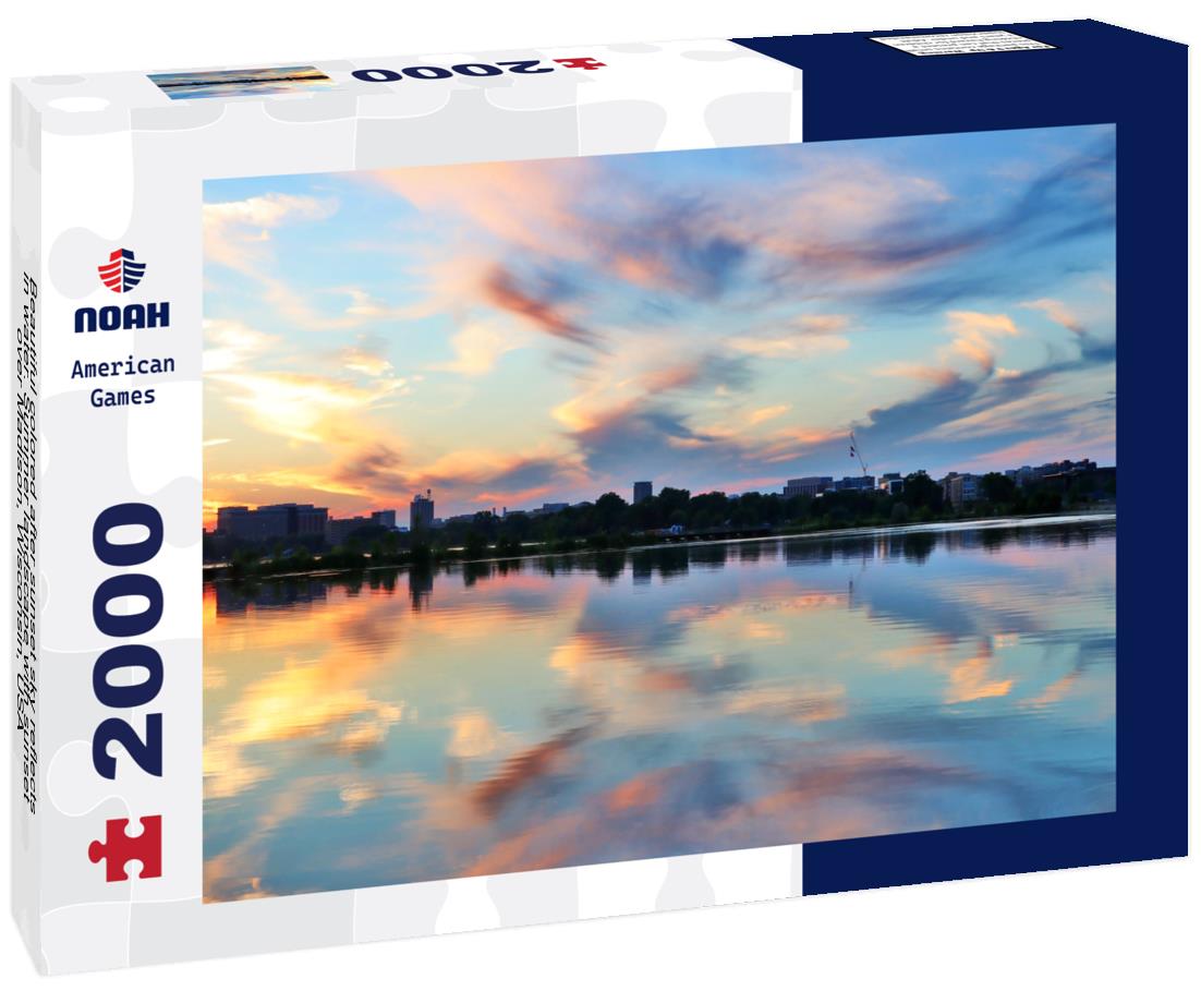 Noah Jigsaw Puzzle Beautiful colored after sunset sky reflects in water. Summer landscape with sunset over Madison, Wisconsin, USA 2000 pieces