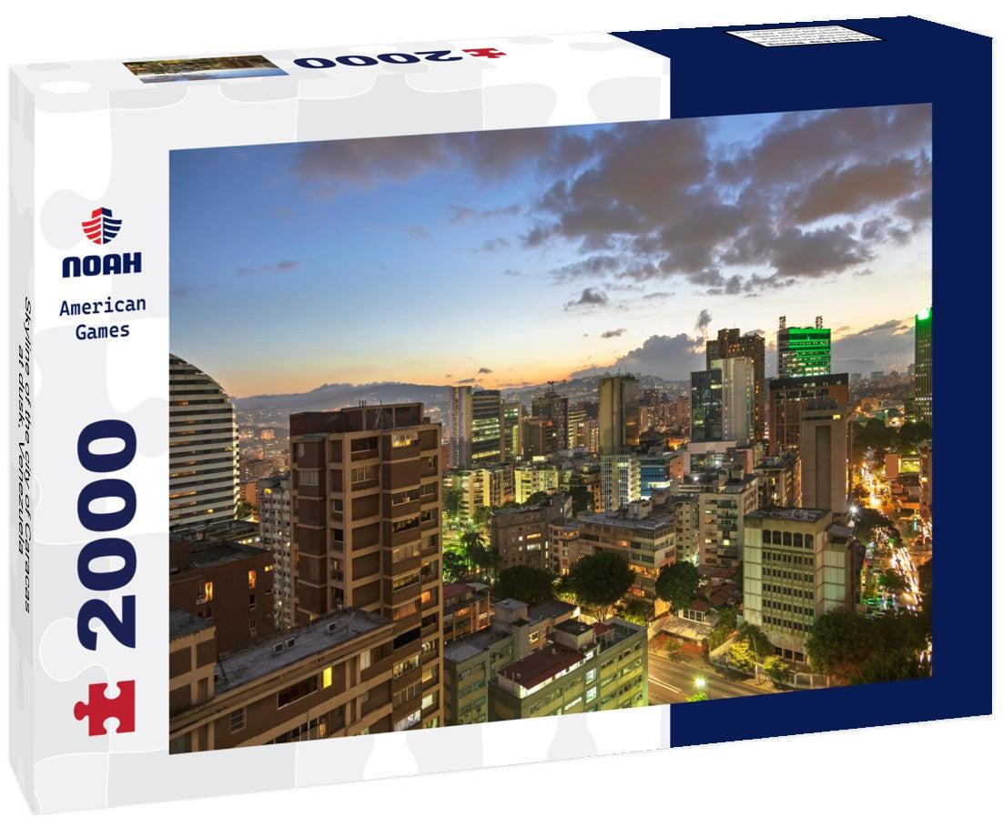 Noah Jigsaw Puzzle Skyline of the city of Caracas at dusk, Venezuela 2000 Pieces