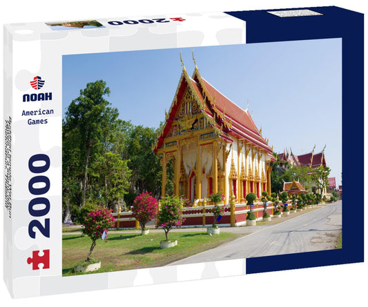 Noah Jigsaw Puzzle Buddhist temple Wat Bun Tawee on a sunny day. Phetchaburi, Thailand 2000 Pieces