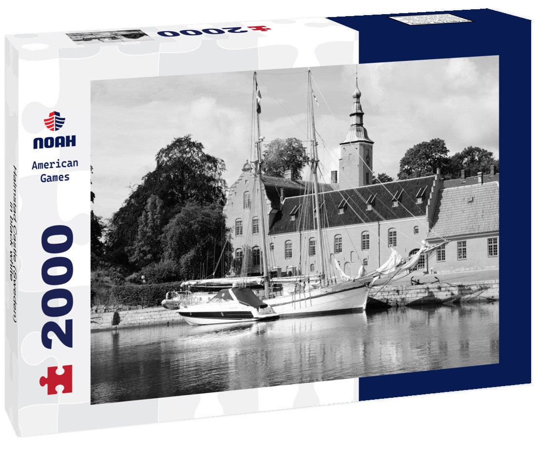Noah Jigsaw Puzzle Halmstad Castle (Sweden) in black white 2000 pieces