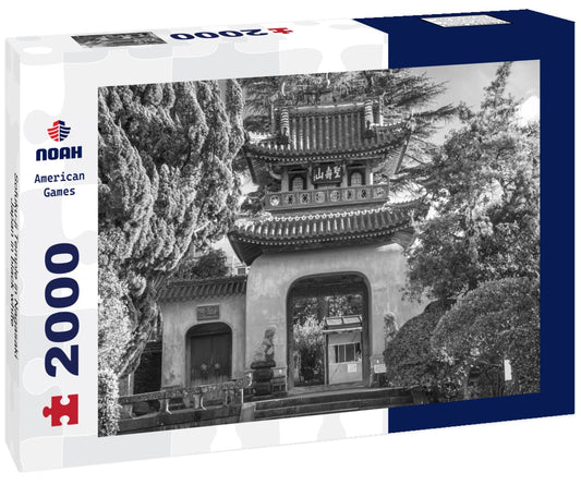 Noah Jigsaw Puzzle Sofuku-ji Temple in Nagasaki, Japan in black white 2000 pieces