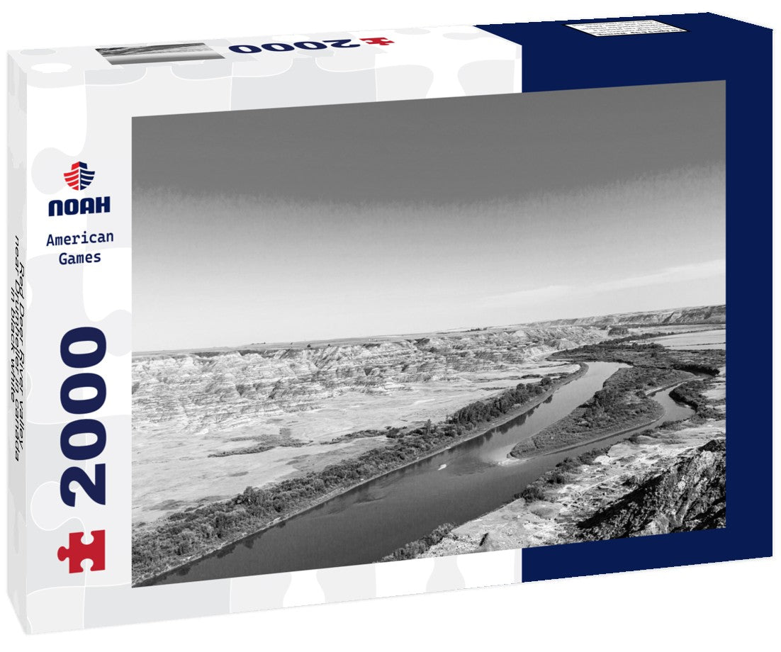 Noah Jigsaw Puzzle Red Deer River valley near Drumheller in canada in black white 2000 pieces