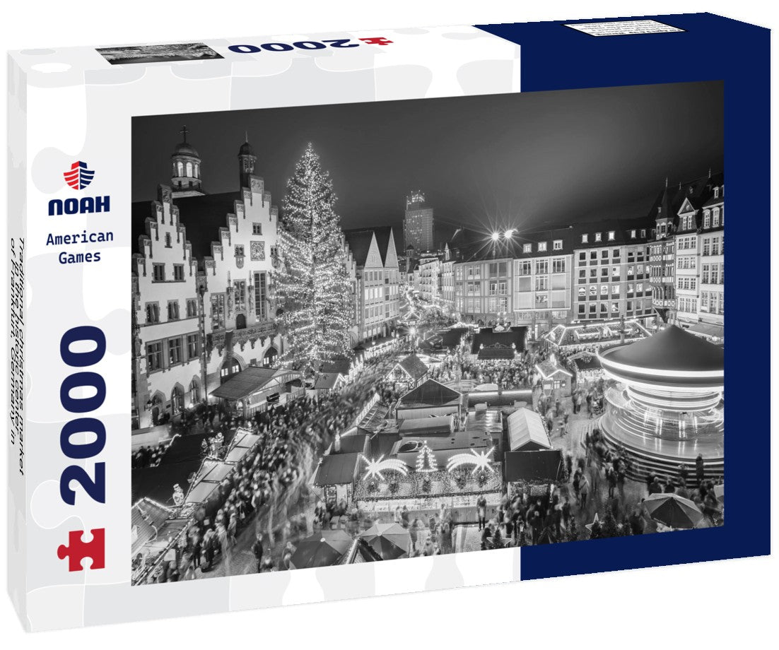 Noah Jigsaw Puzzle Traditional christmas market in the historic center of Frankfurt, Germany in black white 2000 pieces