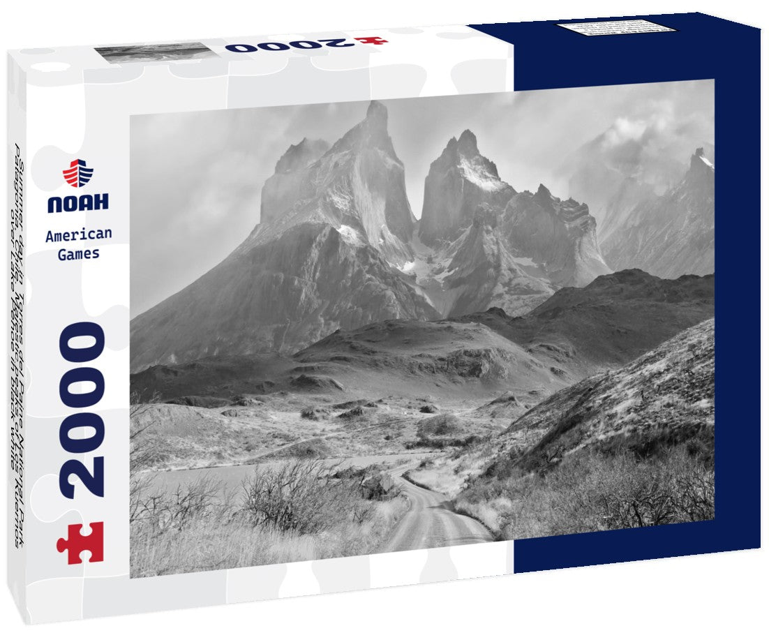 Noah Jigsaw Puzzle Summer day in Torres del Paine National Park, Patagonia, Chile. Majestic peaks of Los Kuernos over Lake Pehoe in black white 2000 pieces
