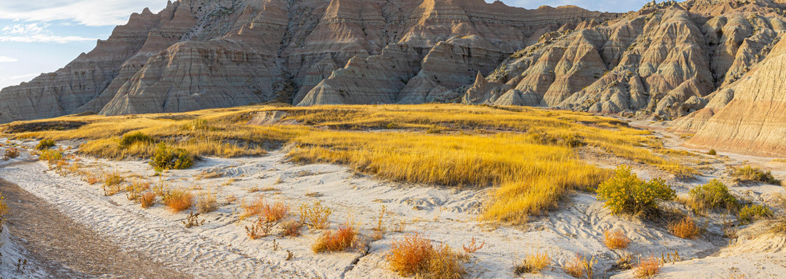 Noah Jigsaw Puzzle Dry Creek and Eroded Sediment Formations Along the Sattelpass Trail, Badlands National Park, South Dakota, USA panorama 1000 pieces