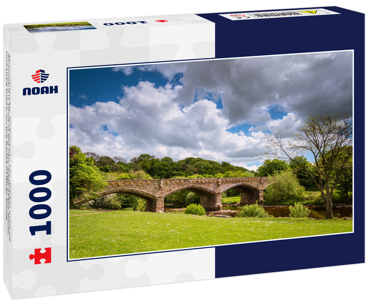 Mercury Bridge Richmond / The market town of Richmond is sited at the very edge of the North Yorkshire Dales, on the banks of River Swale