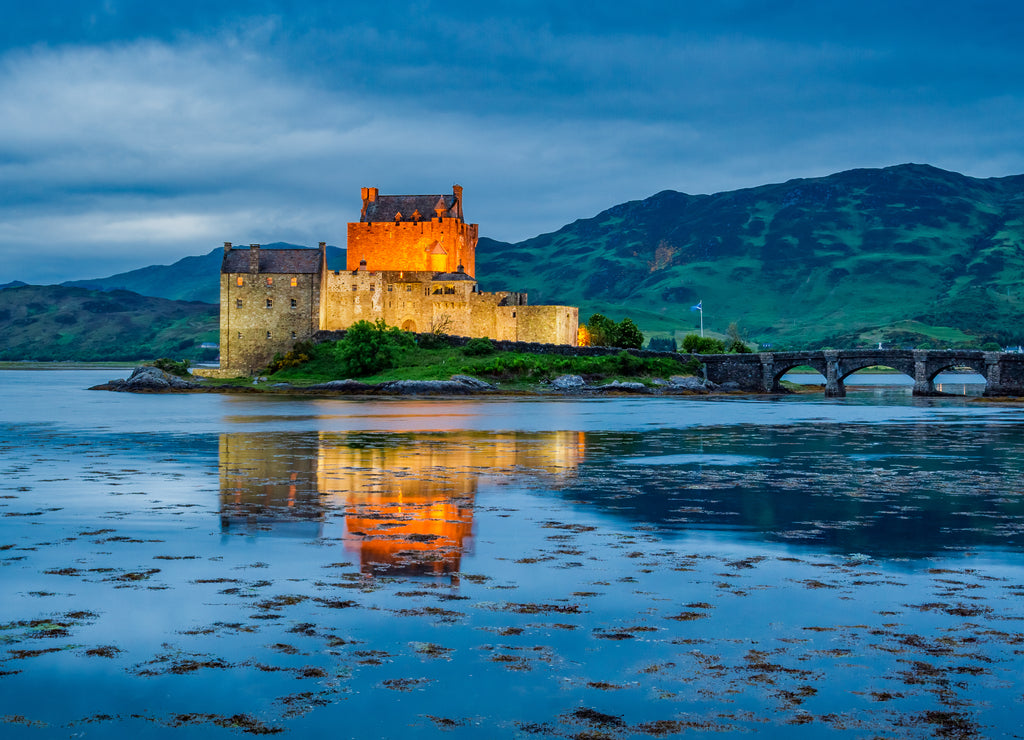 Amazing dusk over loch at Eilean Donan Castle, Scotland