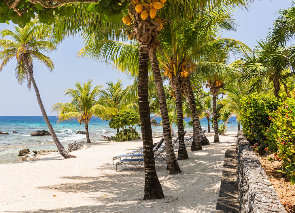 Meridian at Lighthouse Point Beach, Honduras