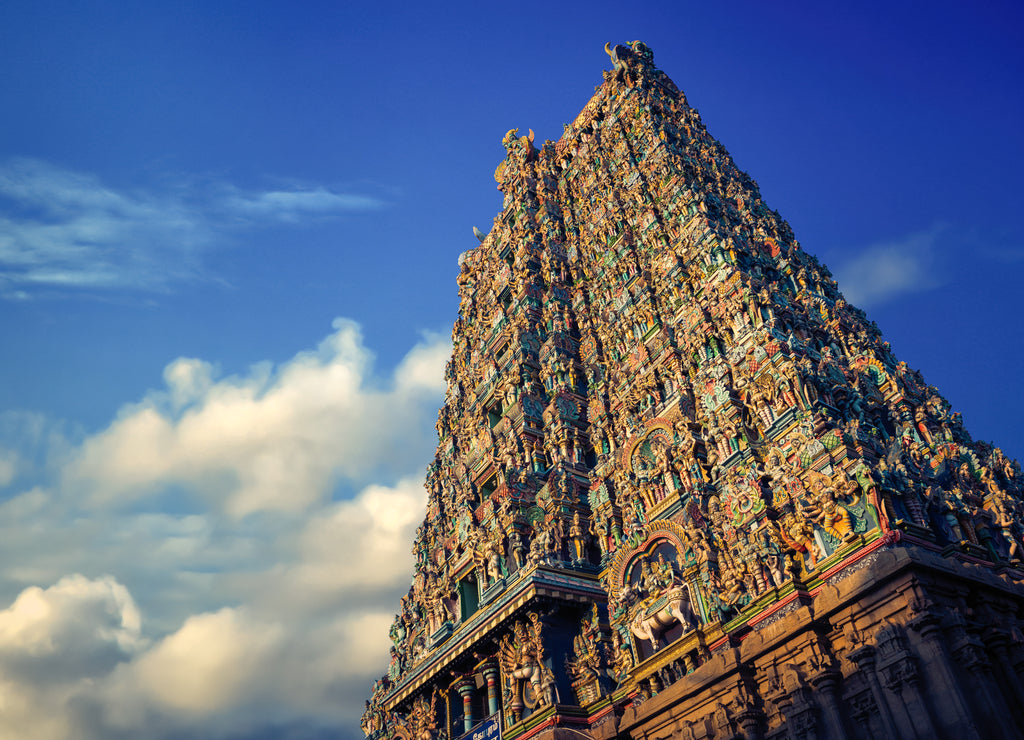 Meenakshi hindu temple in Madurai, Tamil Nadu, South India