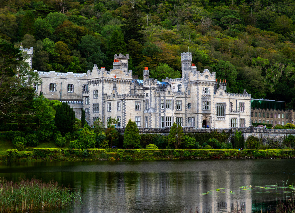 Das Kloster Kylemore Abbey in Irland