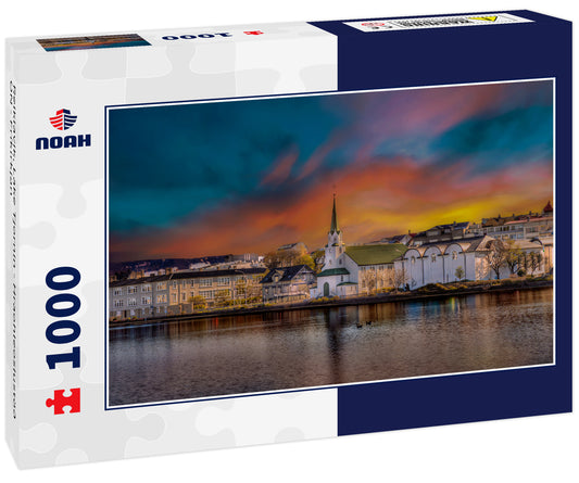 Reikiavik, Lake Tjornin - Hraohleoslustöð ON - Fríkirkjan