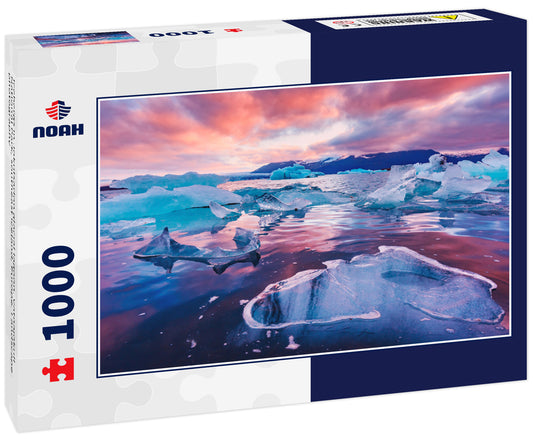 Icebergs in Jokulsarlon glacial lagoon. Vatnajokull National Park, southeast Iceland, Europe. Landscape photography