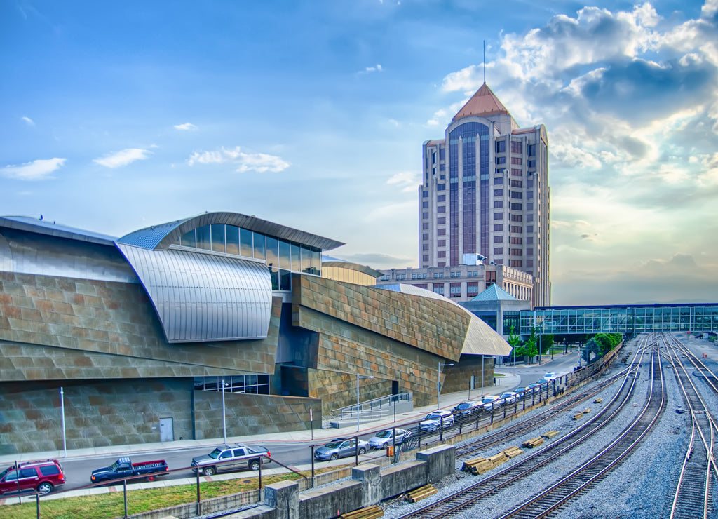 roanoke virginia city skyline in the mountain valley of appalach