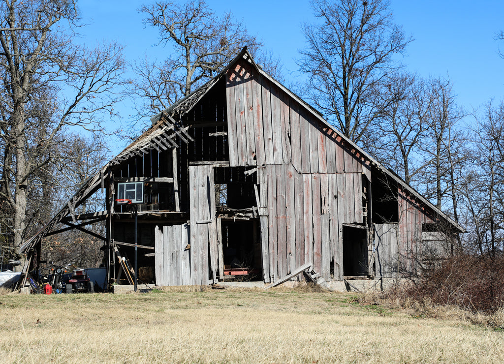 Missouri Dilapidated Barn