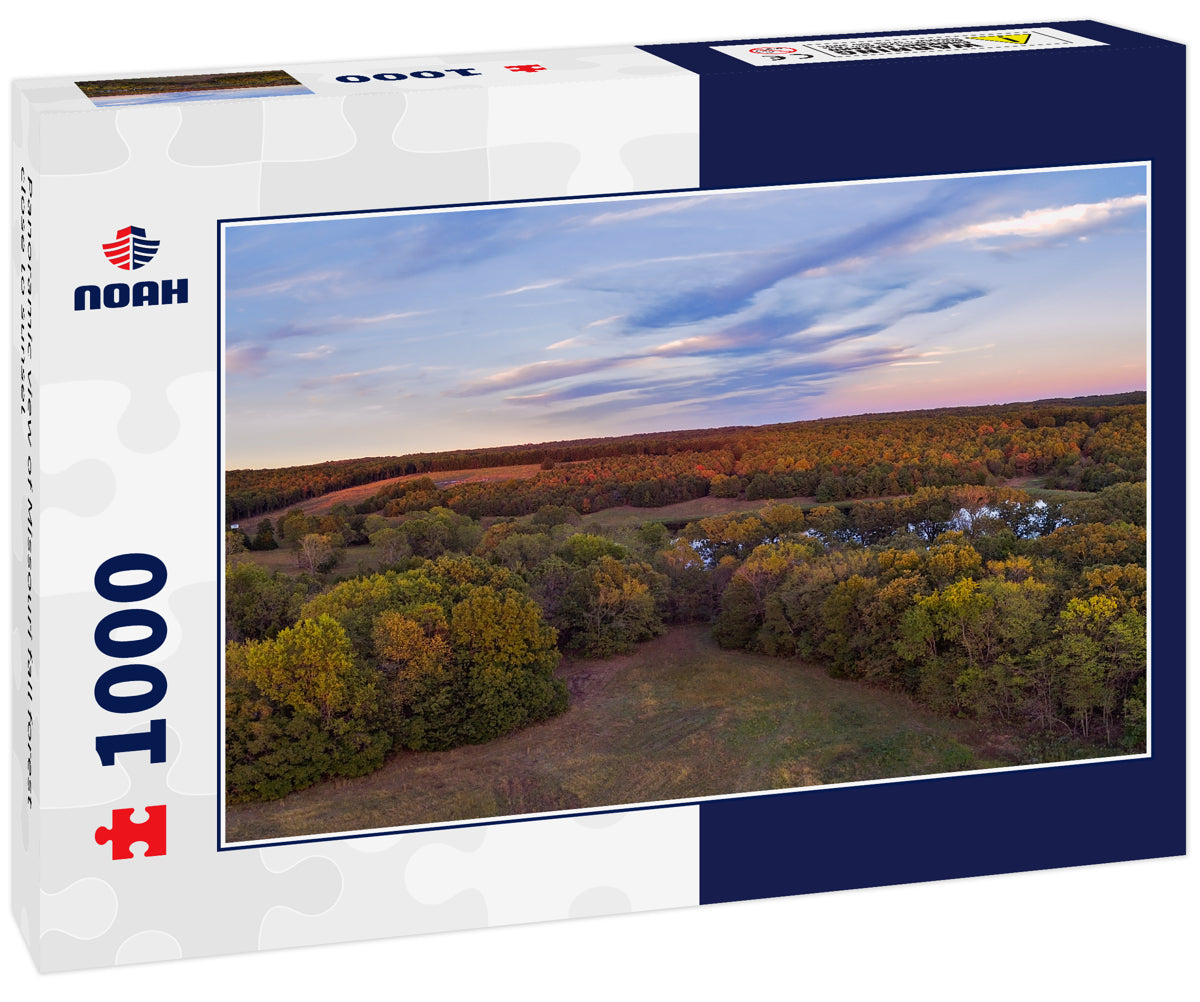 Panoramic view of Missouri fall forest close to sunset