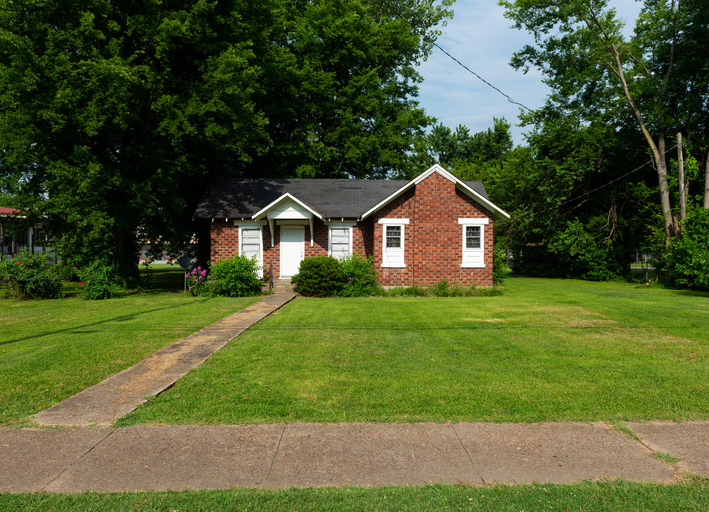 View of a house in the city of Rosedale, Mississippi, USA