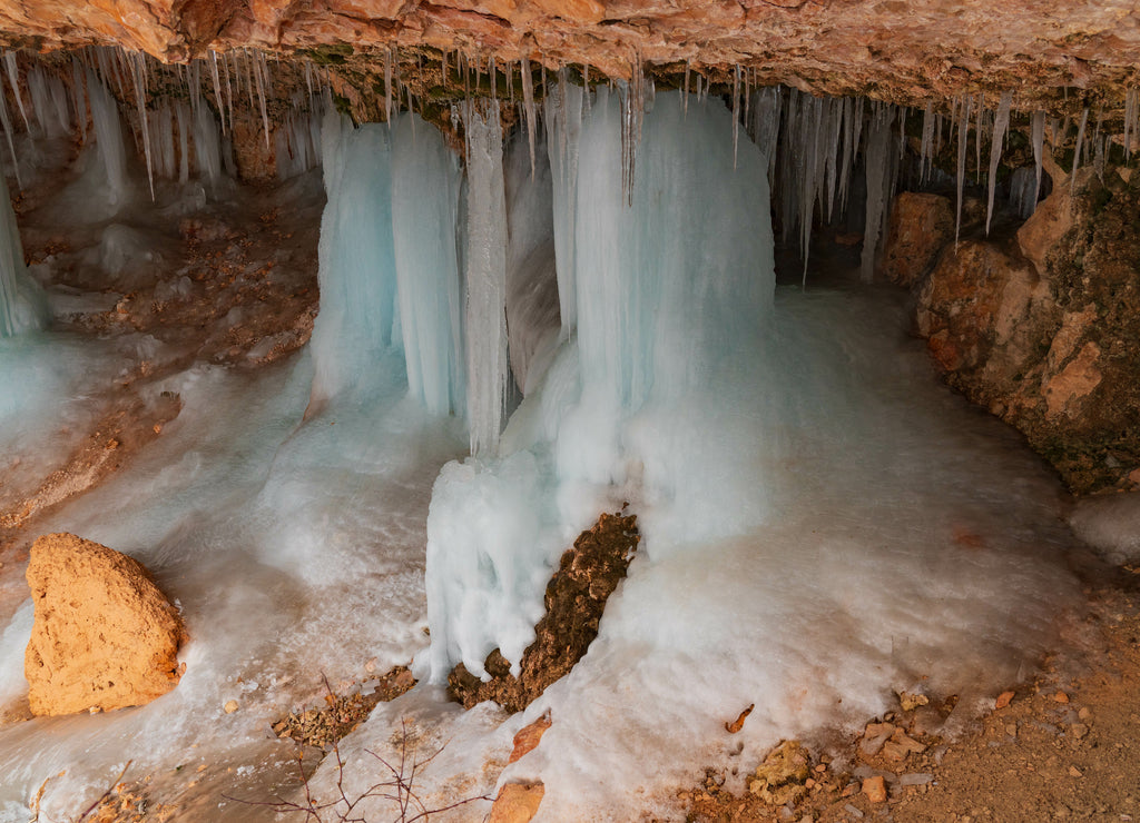 Icicles in Mossy Cave, Water Canyon, Bryce National Park, Utah