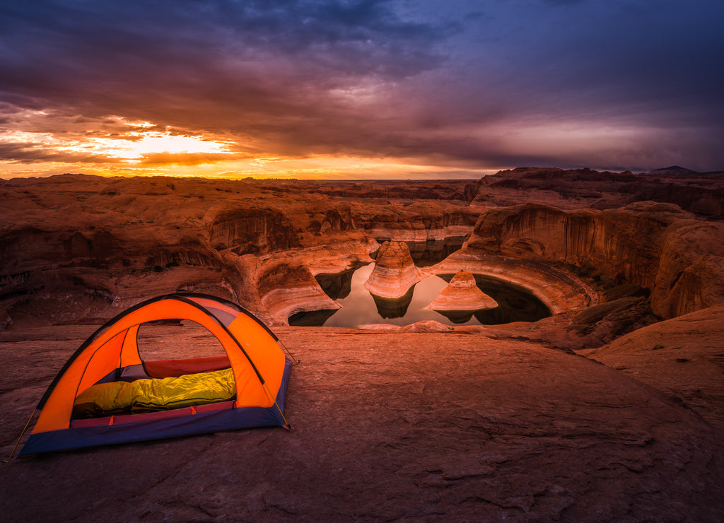 Remote Camping Lake Powell Reflection Canyon Utah USA