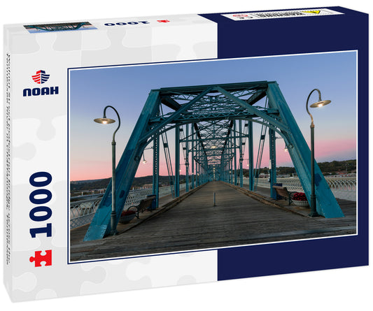 Walnut Street pedestrian bridge across the Tennessee River in Chattanooga, Tennessee