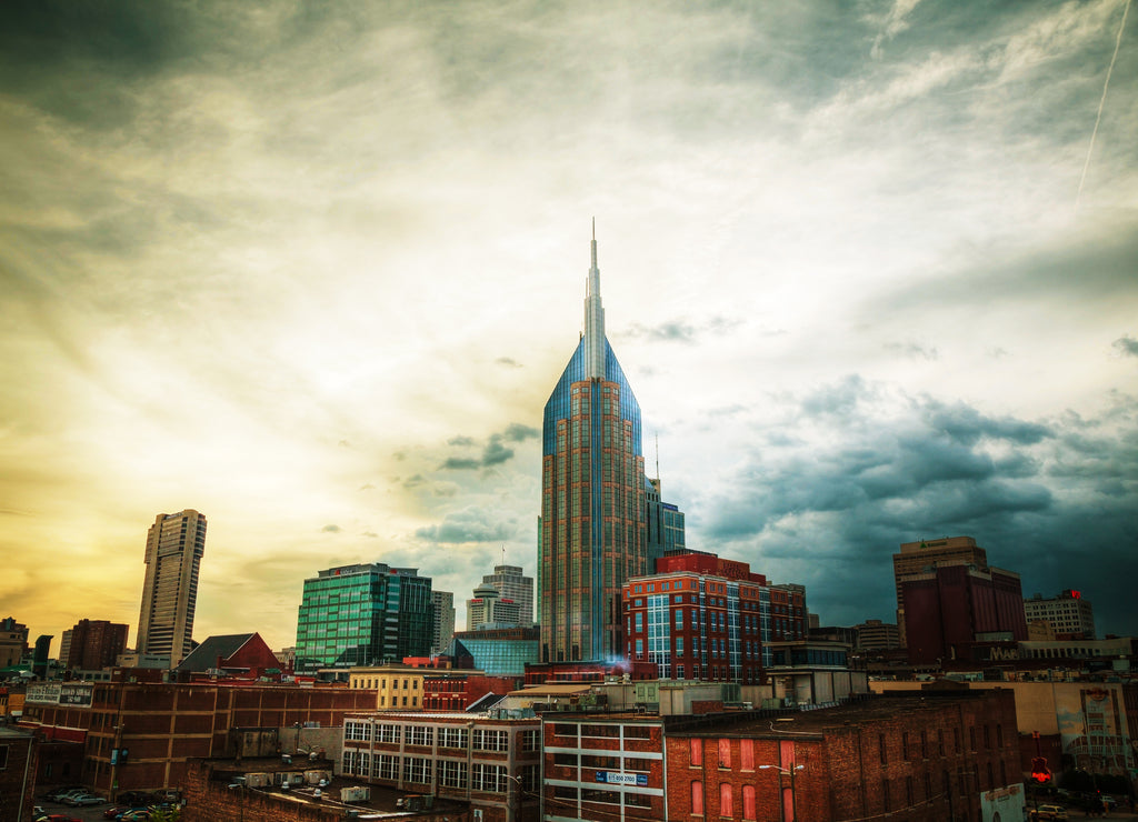 Downtown Nashville cityscape in the evening, Tennessee