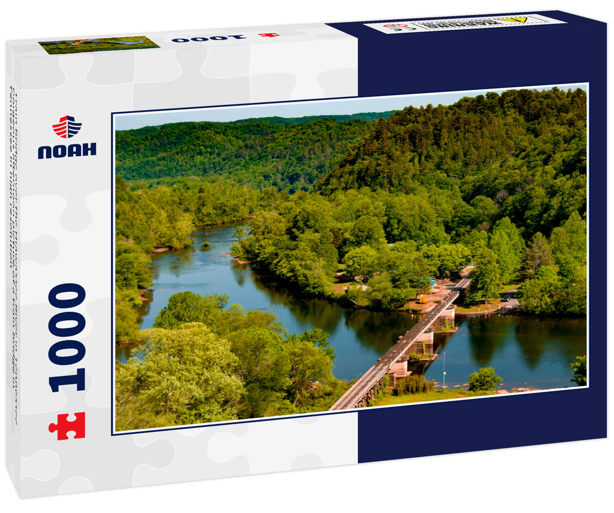 Train bridge over the Hiawassee River in Tennessee – Gorgeous afternoon picture of a train bridge in Tennessee in high resolution