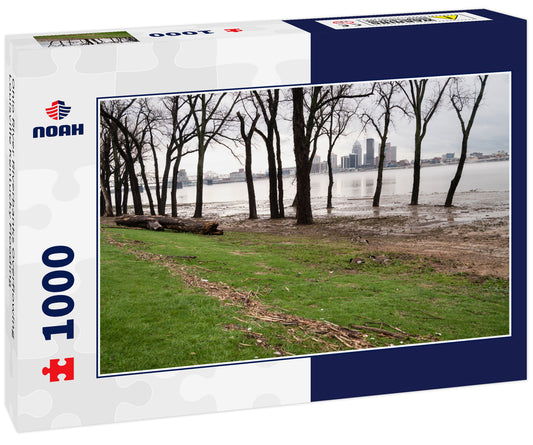 Ohio River Riverbanks Overflowing Louisville Kentucky Flooding