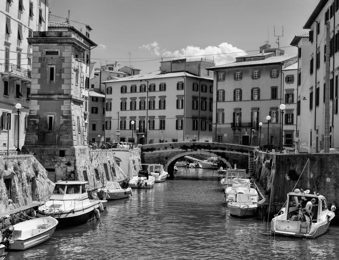 Noah Jigsaw Puzzle Birmingham, Alabama, USA downtown cityscape at dusk in black white 1000 pieces