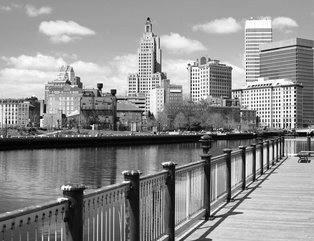 Noah Jigsaw Puzzle Conakry capital Guinea in black white 1000 pieces