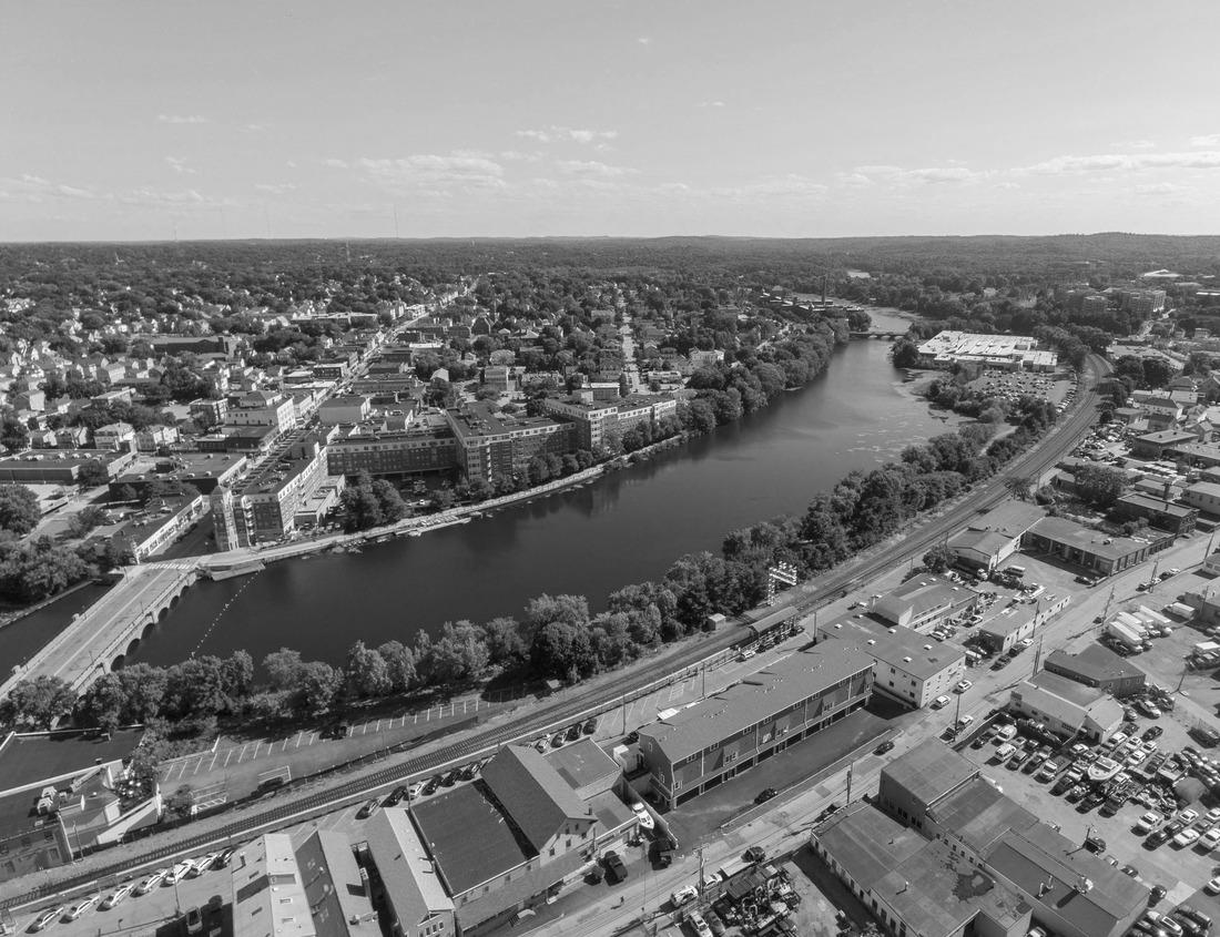 Noah Jigsaw Puzzle Madison, Wisconsin, USA state capitol building at dusk in black white 1000 pieces