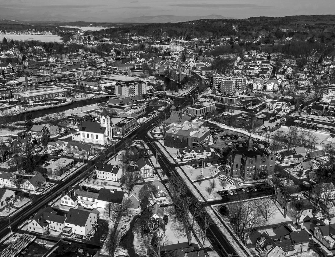 Noah Jigsaw Puzzle A view of the elegant Eastgate Clock in the historic city of Chester in Cheshire, UK in black white 1000 pieces