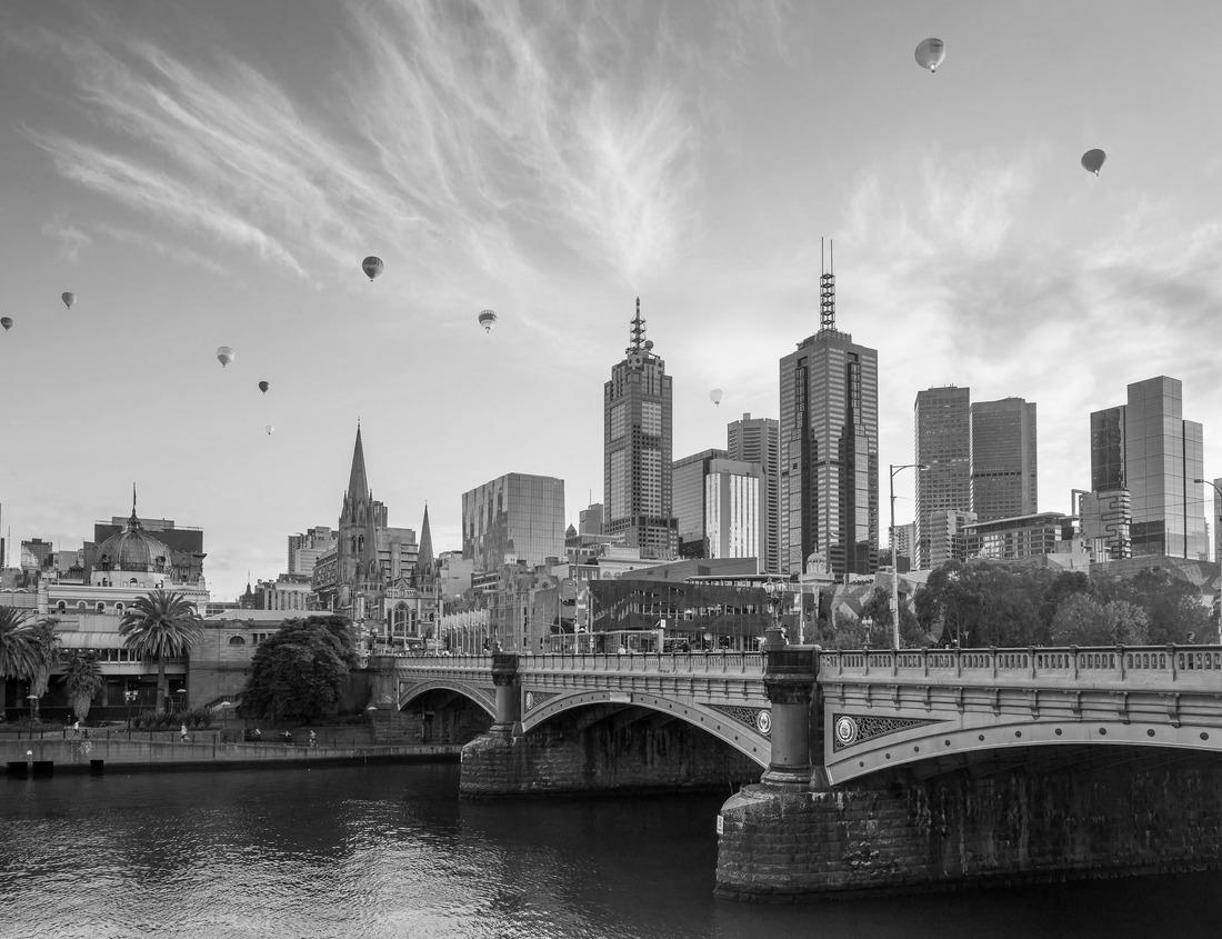 Noah Jigsaw Puzzle Islamic Center Mataram Lombok Indonesia in black white 1000 pieces