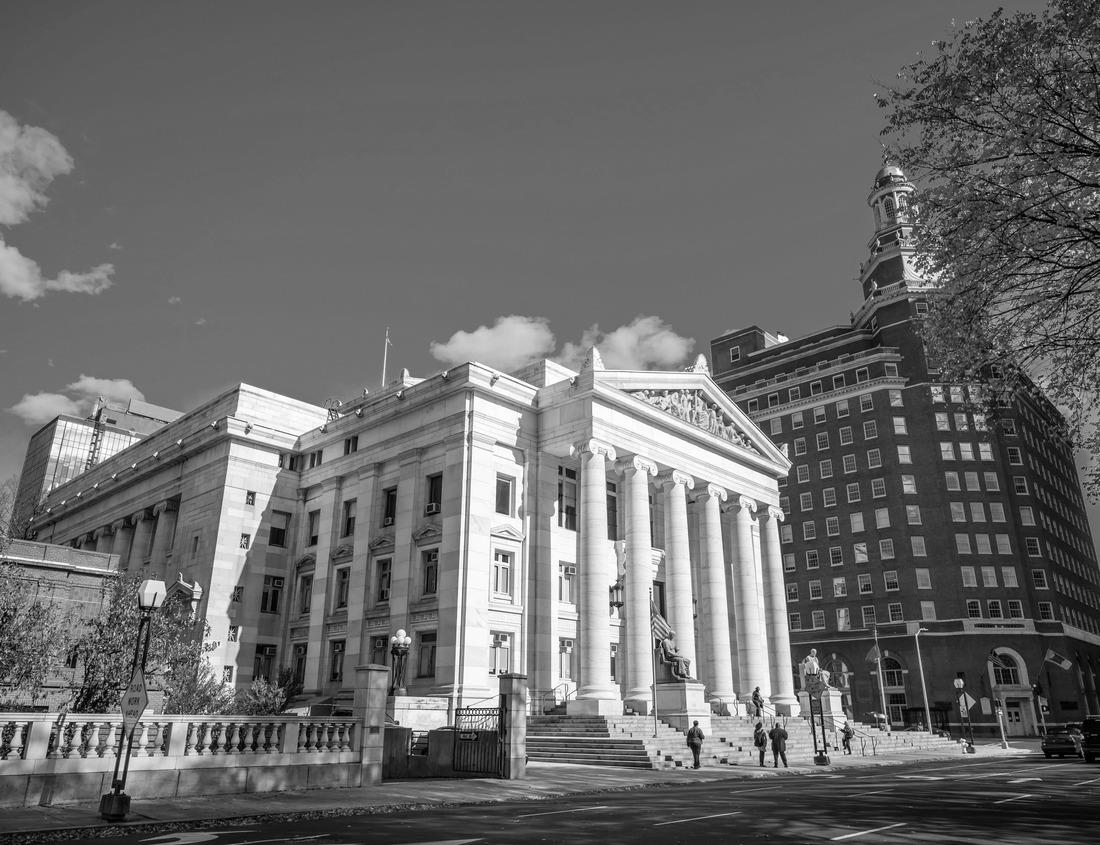 Noah Jigsaw Puzzle Netherbury church Dorset England in black white 1000 pieces