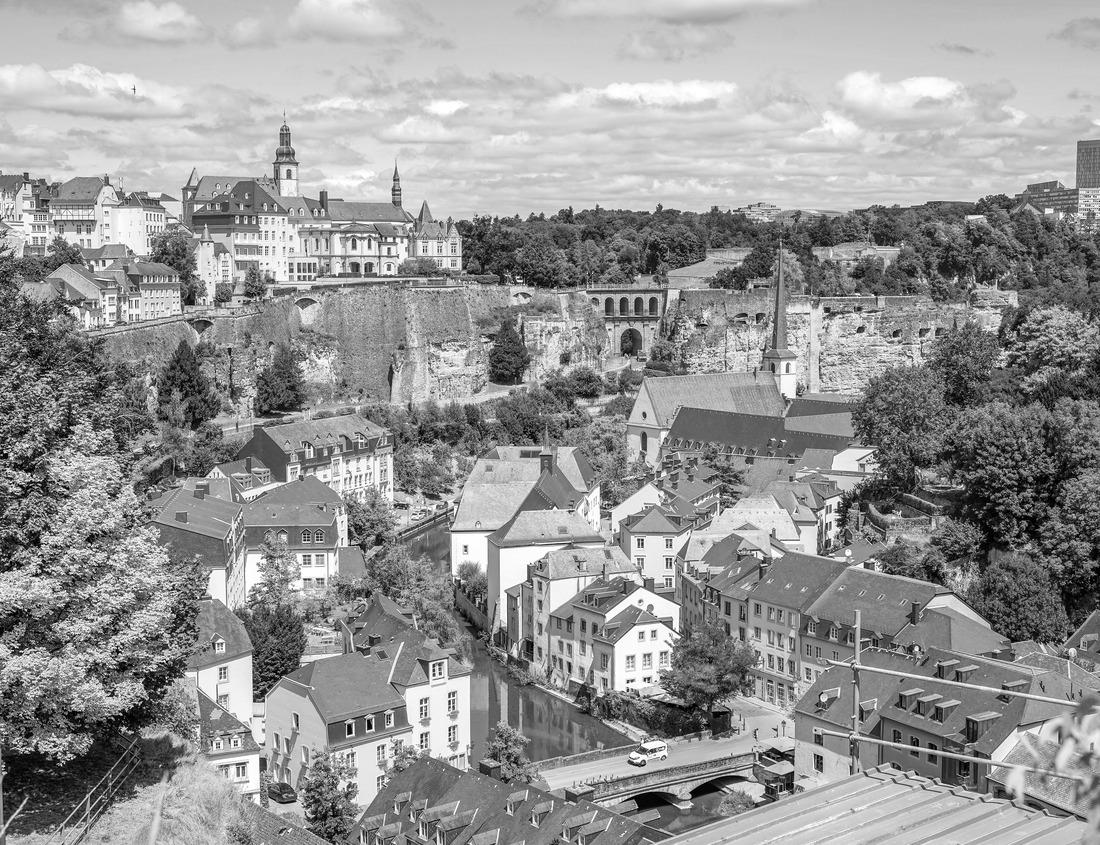 Noah Jigsaw Puzzle Manitoba Legislative Building originally named the Manitoba Parliament Building in Winnipeg Canada in black white 1000 pieces