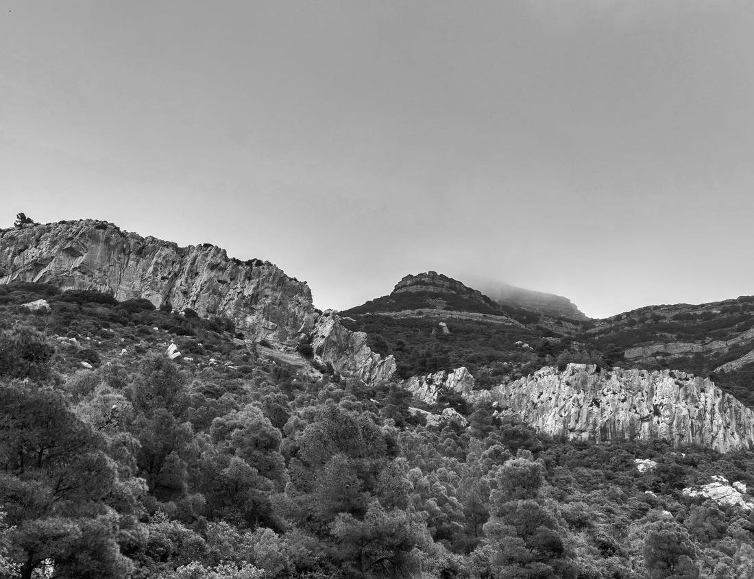 Noah Jigsaw Puzzle Indianapolis, Indiana, USA downtown city skyline with the State House in the afternoon in black white 1000 pieces