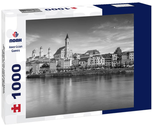Noah Jigsaw Puzzle Brussels City Hall and Mont des Arts at sunset in Brussels, Belgium in black white 1000 pieces