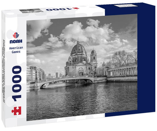 Noah Jigsaw Puzzle Full Bloom Cherryblossom Sakura at Kitakami Tenshochi Park in Kitakami, Iwate, Japan in black white 1000 pieces